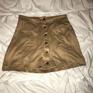 ‼️🚫SOLD🚫‼️Tan XS Suede Skirt